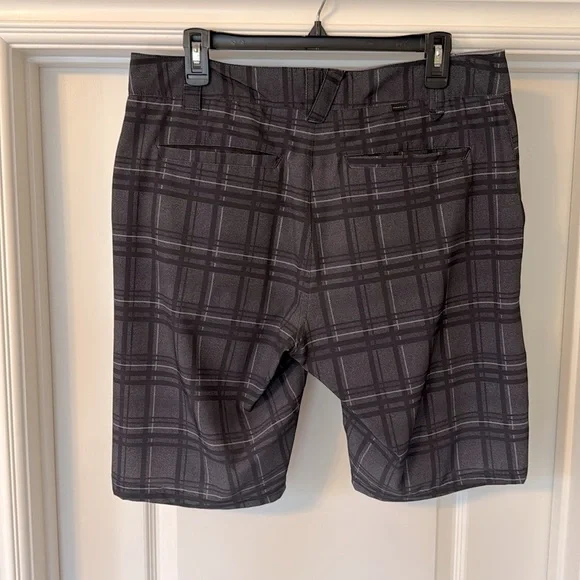 Oakley Men’s Performance Shorts - Picture 4 of 13